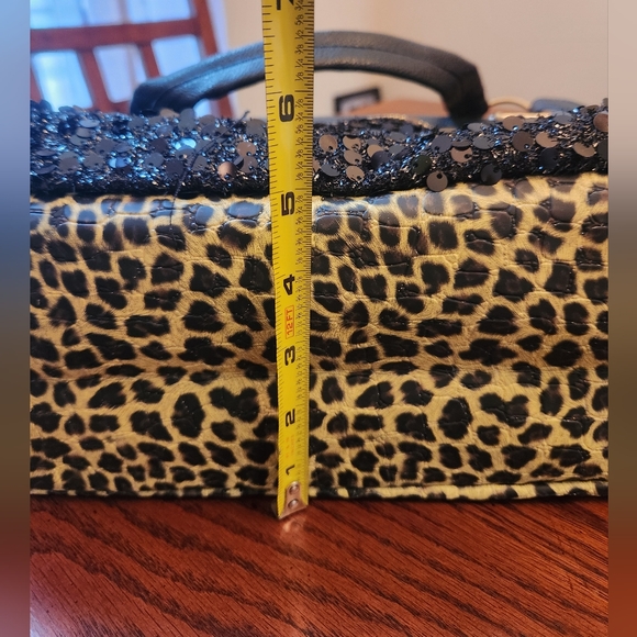 Zhenxing Sparkly Animal Print Tote/Satchel - Picture 10 of 10